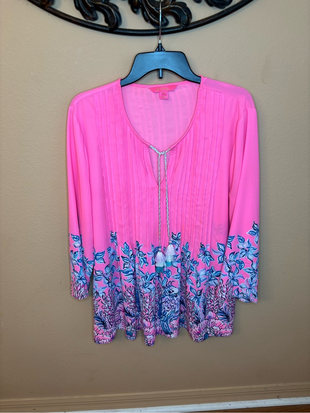 Lilly Pulitzer Marilina Tunic Top Size XL Pleated Tassels Vacation EXCELLENT
